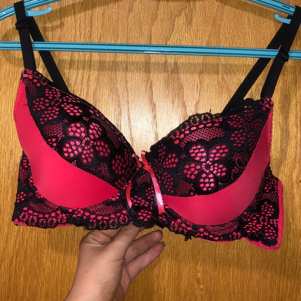 5/$25🖤 padded push-up bra